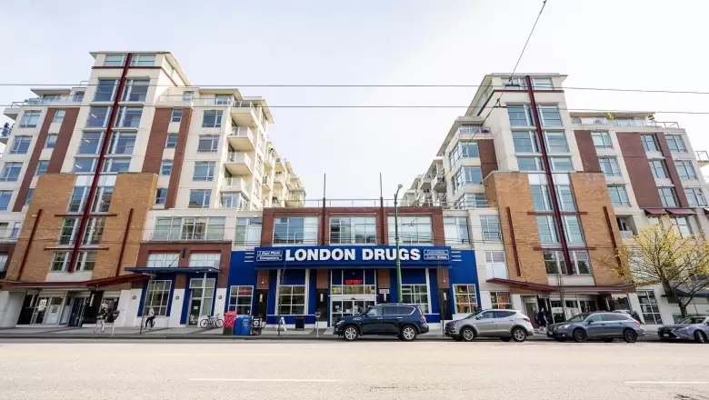 309 2228 W BROADWAY image #1