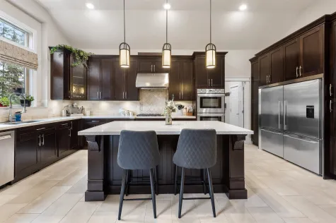 27552 128 AVENUE image #1