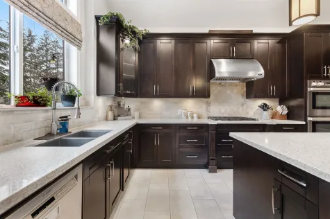 27552 128 AVENUE image #2
