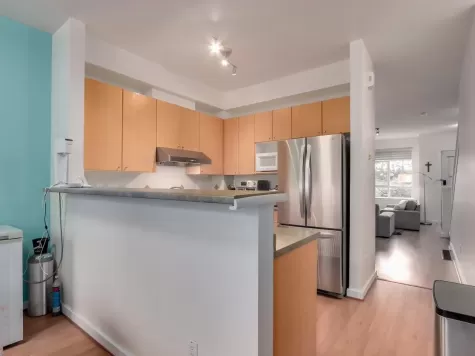 3229 PERROT MEWS image #3