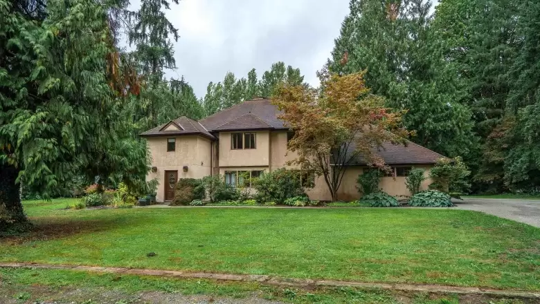 22520 132 AVENUE image #1