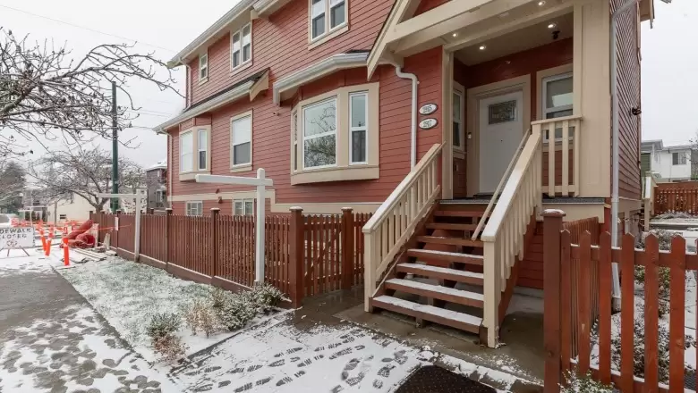 2915 HORLEY STREET image #1