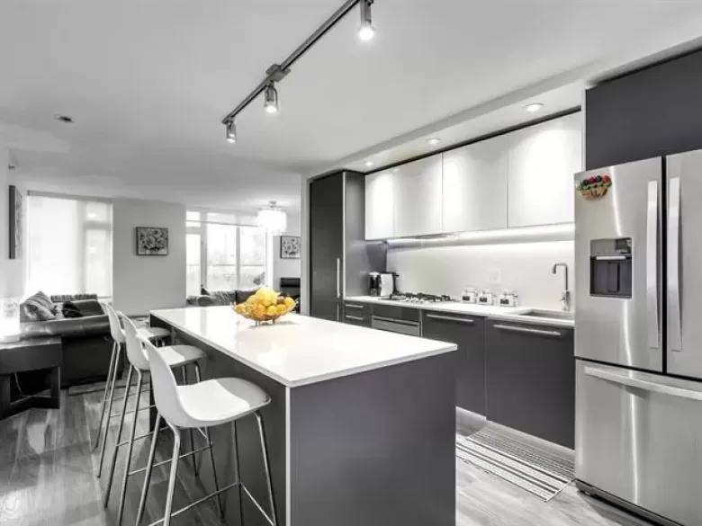301 1762 DAVIE STREET image #1