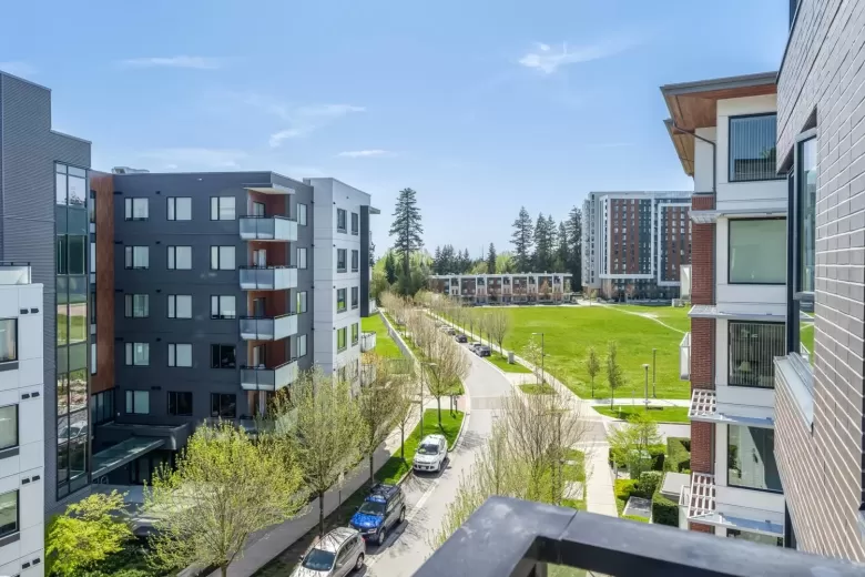 607 5955 BIRNEY AVENUE image #1