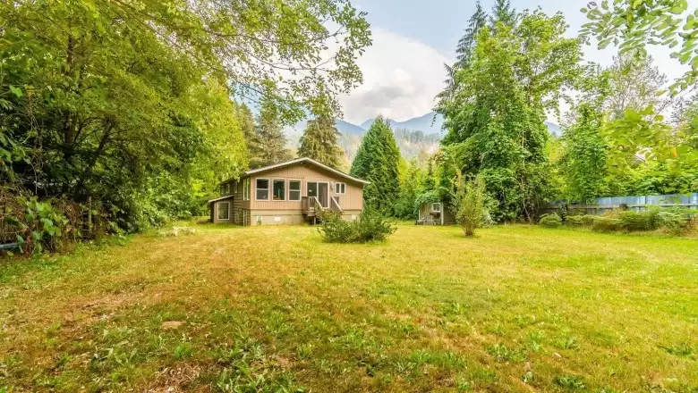 26903 DOGWOOD VALLEY ROAD, Hope, BC