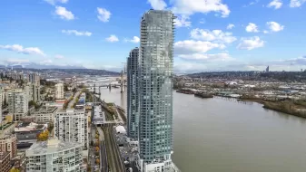 604 680 QUAYSIDE DRIVE, New Westminster, New Westminster, BC