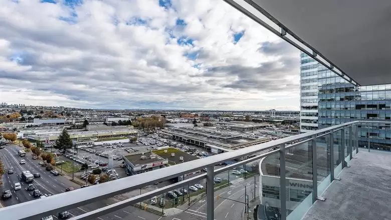 1601 455 SW MARINE DRIVE image #1