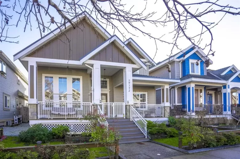 19172 69A AVENUE image #1