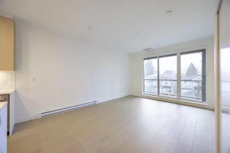 304 7599 15TH STREET image #2
