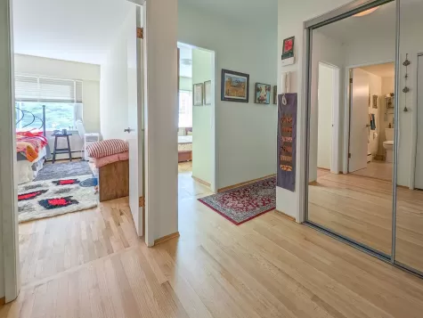 101 550 N ESMOND AVENUE image #2