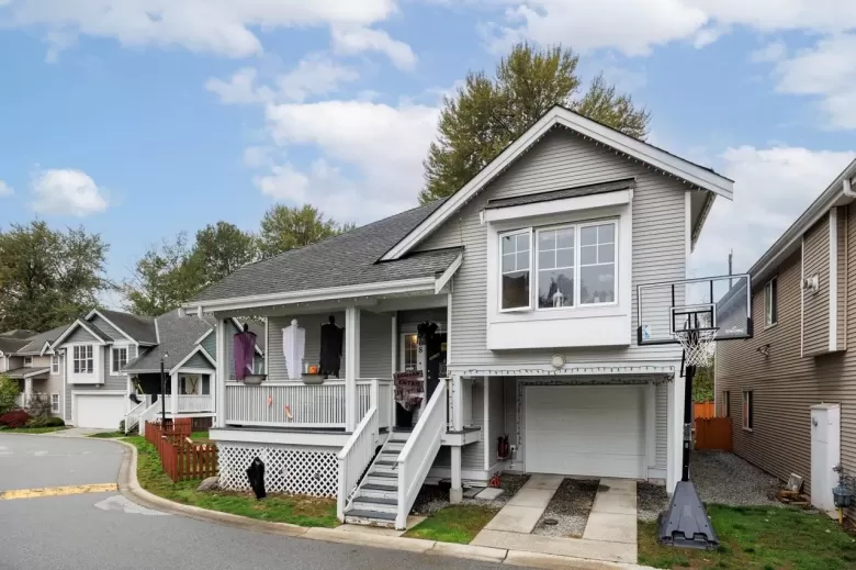 408 3000 RIVERBEND DRIVE image #1