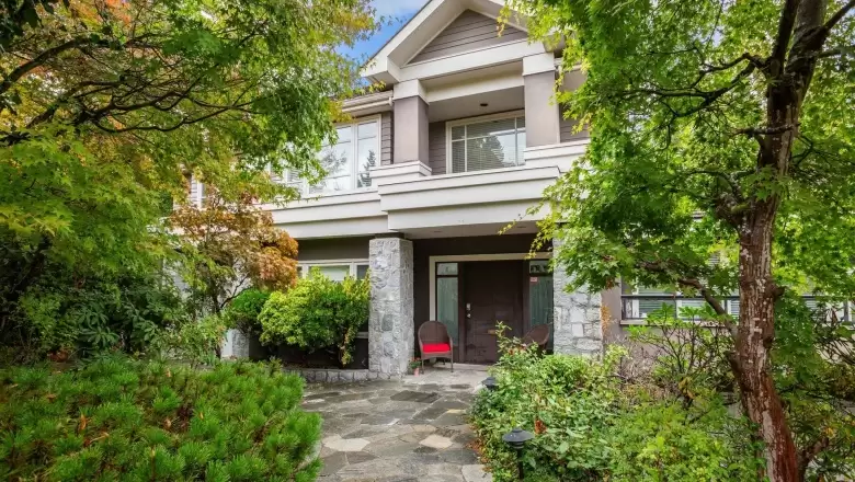 1411 MINTO CRESCENT image #1