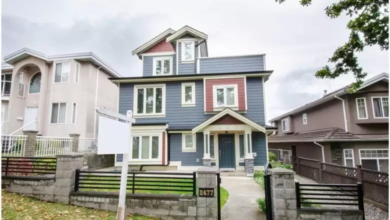 2477 ST. LAWRENCE STREET image #1