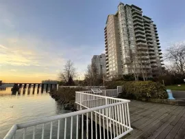 203 1250 QUAYSIDE DRIVE, New Westminster, New Westminster, BC