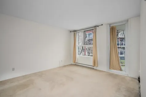 203 1250 QUAYSIDE DRIVE image #4