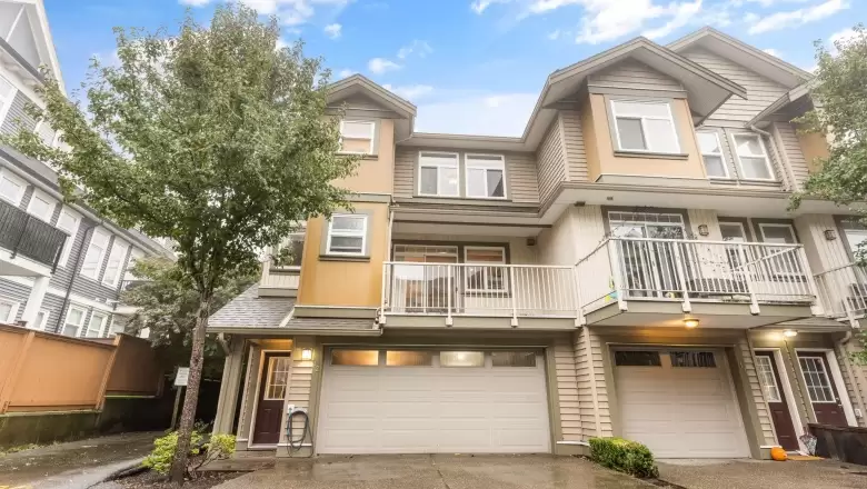 12 5623 TESKEY WAY image #1