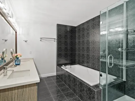 62 SHORELINE CIRCLE image #3