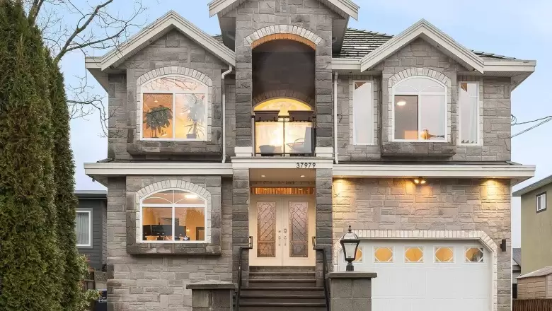 37979 THIRD AVENUE image #1