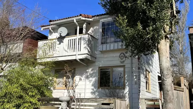 2652 VIOLET STREET image #1