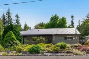 8019 COOPER ROAD, Sunshine Coast, Halfmoon Bay, BC