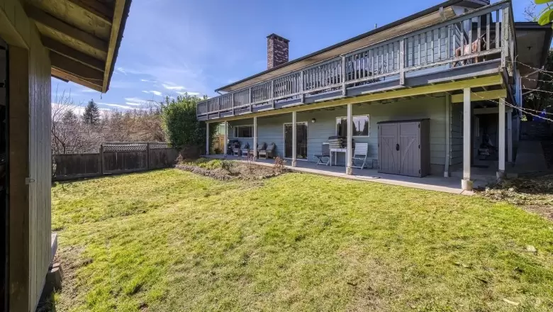 528 ROSLYN BOULEVARD image #1