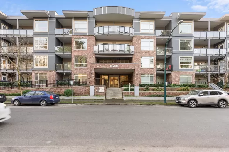 210 2436 KELLY AVENUE image #1