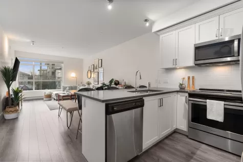 210 2436 KELLY AVENUE image #3