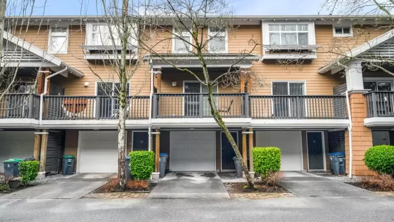 91 15233 34 AVENUE image #1