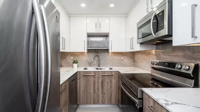 202 1040 PACIFIC STREET image #1