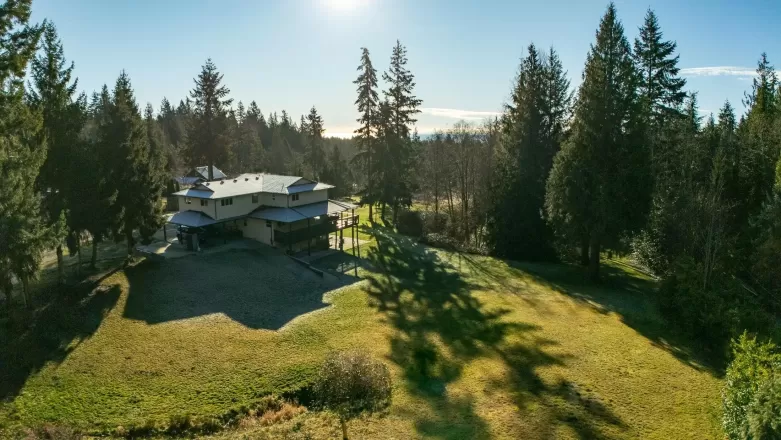 2563 SUNSHINE COAST HIGHWAY image #1