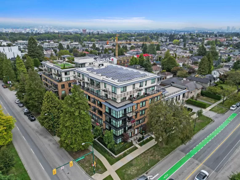 302 4488 CAMBIE STREET image #1