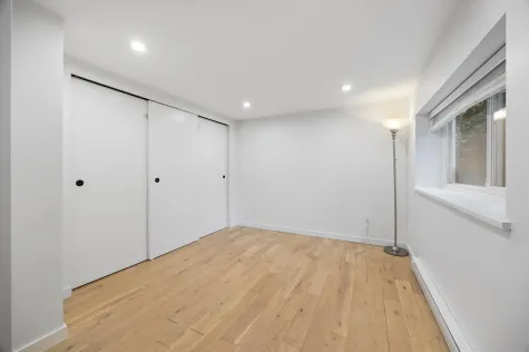 1859 BERKLEY ROAD image #4