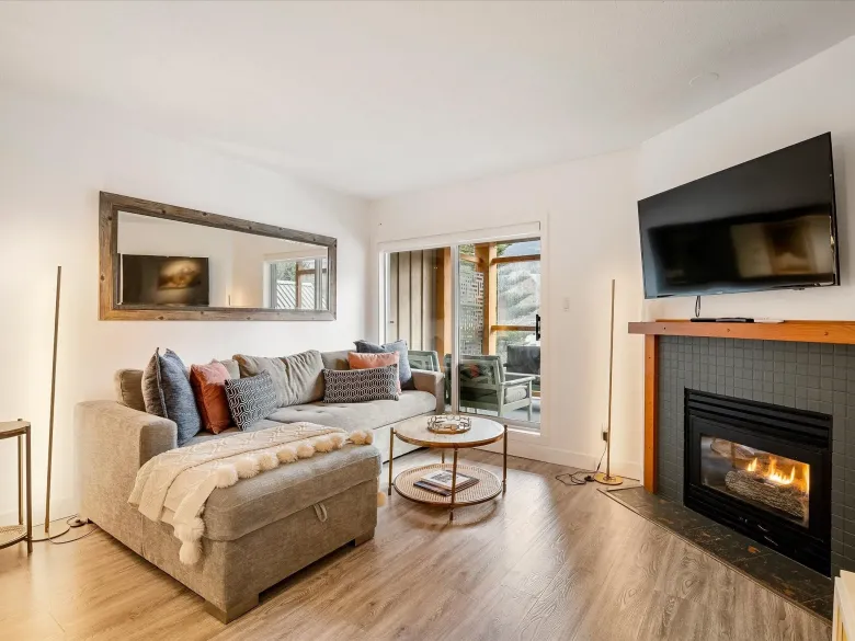 31 4388 NORTHLANDS BOULEVARD image #1