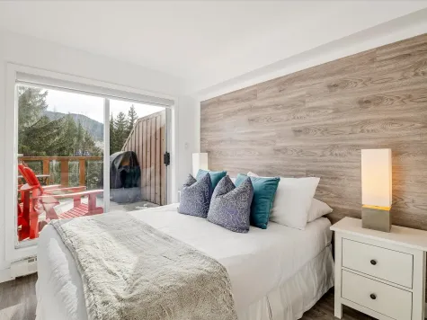 31 4388 NORTHLANDS BOULEVARD image #3