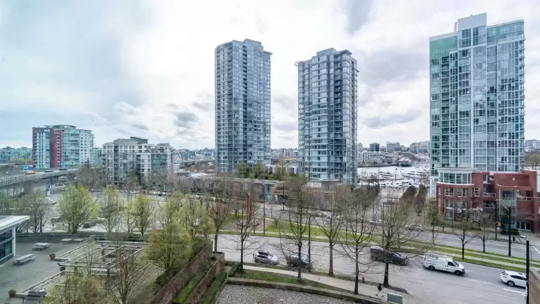 805 1009 EXPO BOULEVARD, Vancouver, BC