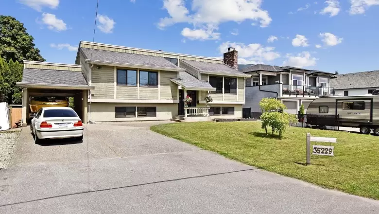 35229 HENRY AVENUE image #1
