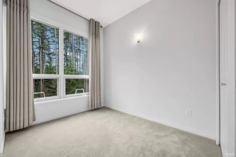 608 5728 BERTON AVENUE image #1