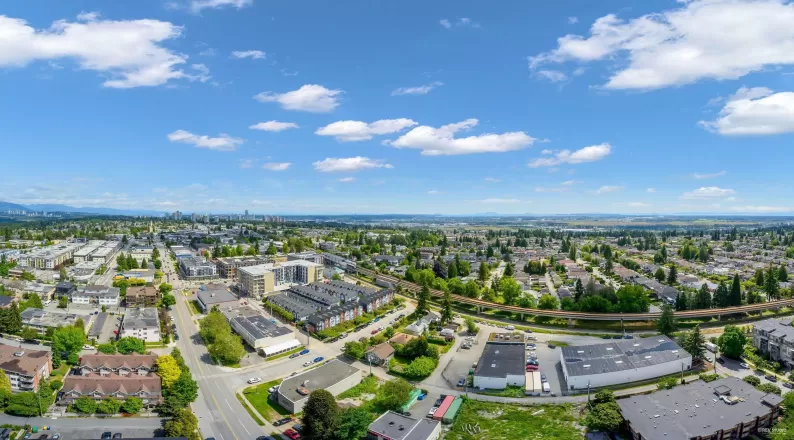 2304 5051 IMPERIAL STREET image #1