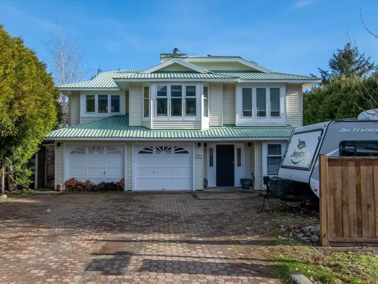 7392 LARCH STREET image #1