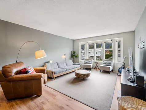 7392 LARCH STREET image #4
