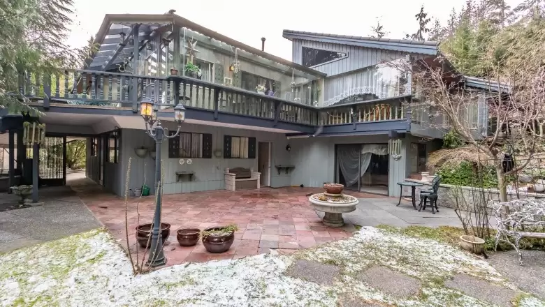 4786 ARMOUR COURT image #1