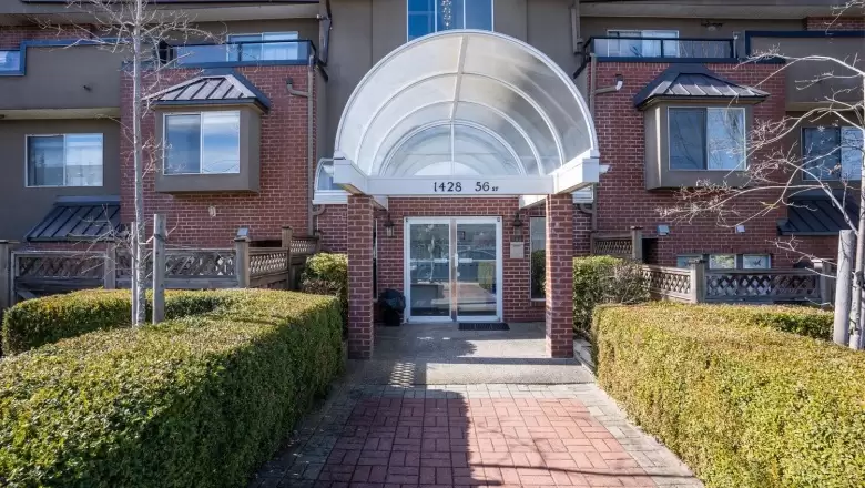 407 1428 56 STREET image #1