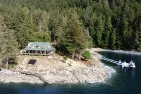 DL6129 NELSON ISLAND, Sunshine Coast, Nelson Island, BC