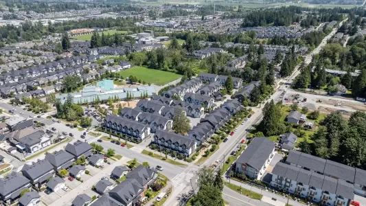 33 14271 60 AVENUE image #3