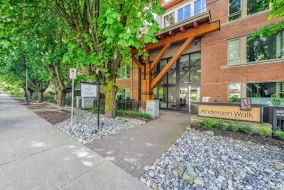 308 119 W 22ND STREET, North Vancouver, BC