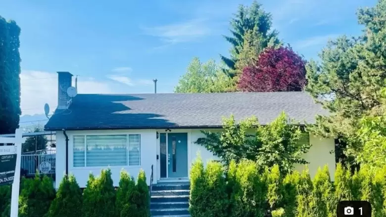 11893 99 AVENUE image #1
