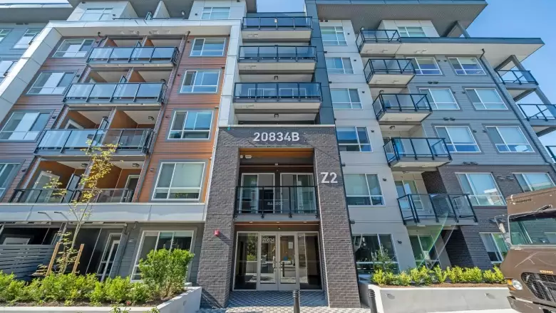 B229 20834 80TH AVENUE image #1