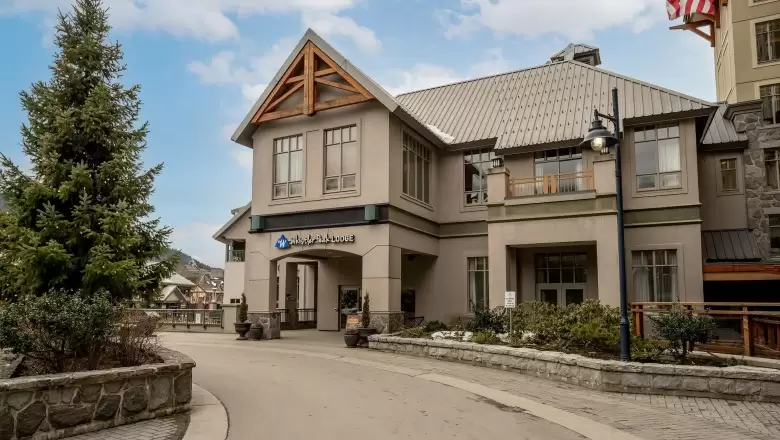 607 4295 BLACKCOMB WAY image #1