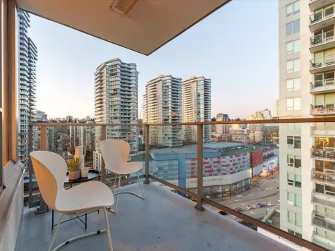 1505 988 QUAYSIDE DRIVE image #4