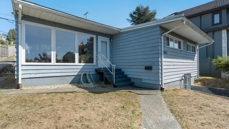 2063 HARRISON DRIVE image #1